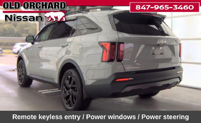 Used 2023 Kia Sorento S w/ Panoramic Sunroof Package AWD/4WD image 6