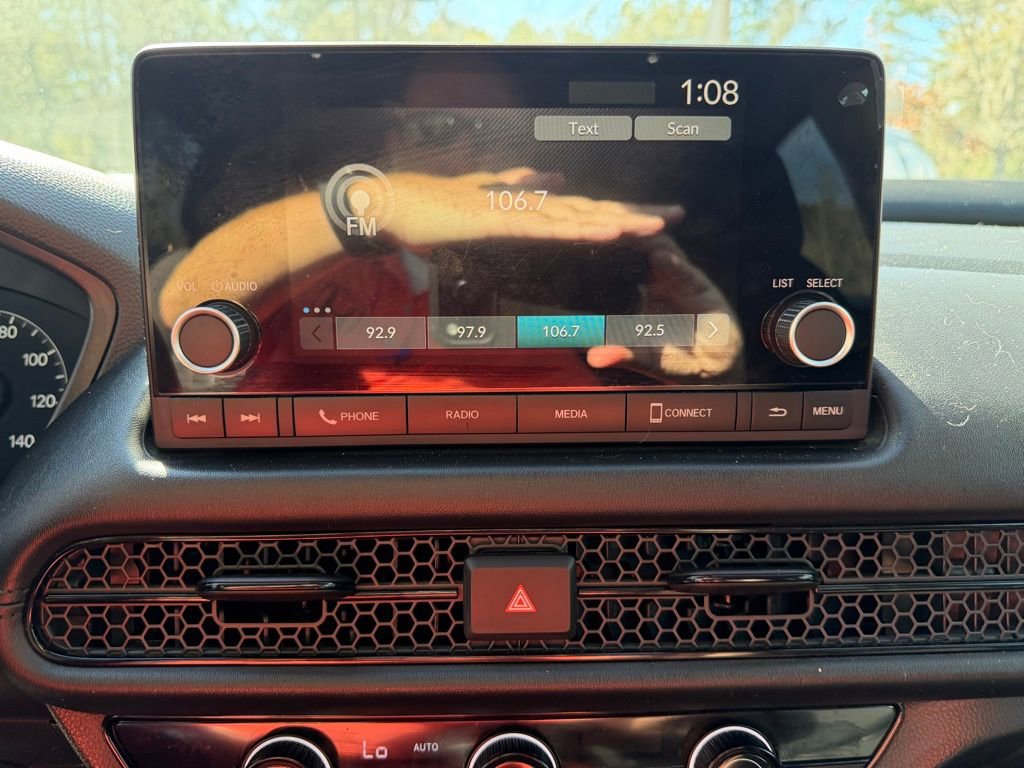 Certified 2023 Honda HR-V LX image 23