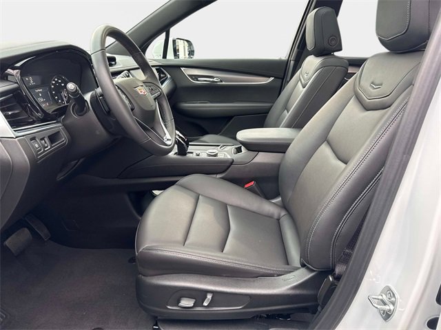 New 2025 Cadillac XT6 Luxury w/ LPO, Floor Liner Package image 17