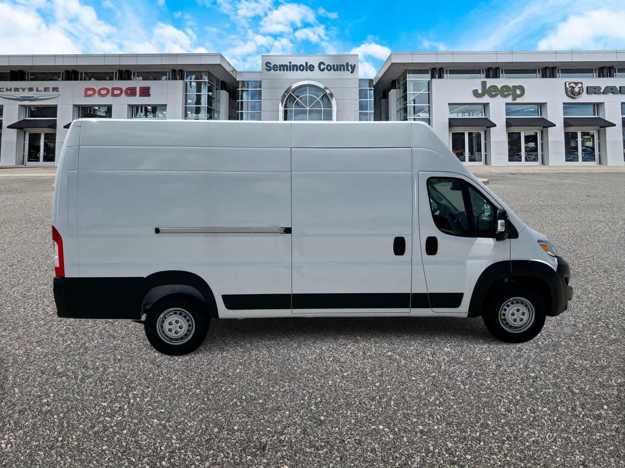 New 2026 RAM ProMaster 3500 w/ Premium Convenience Group FWD image 9