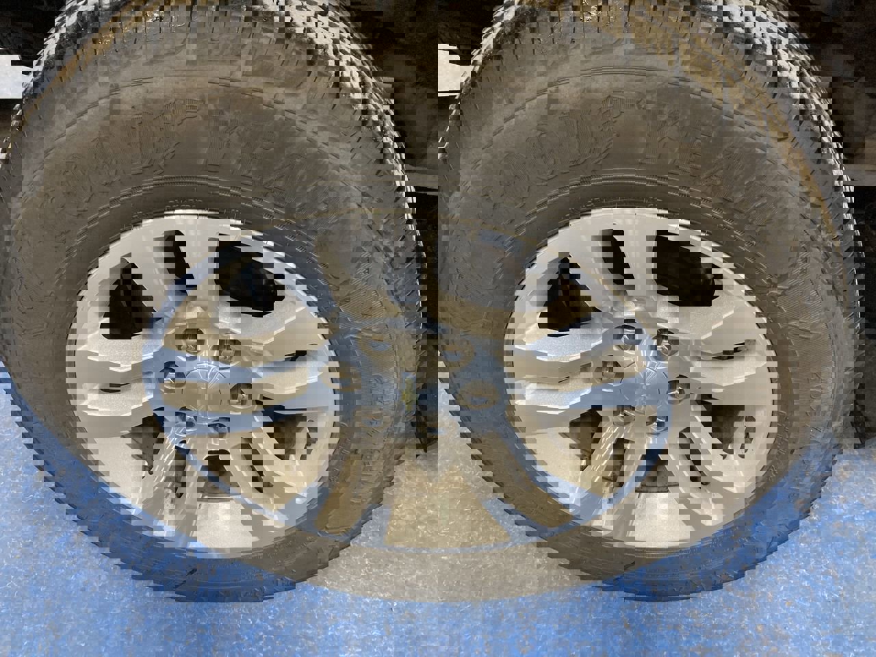 Used 2017 Chevrolet Silverado 1500 LT w/ All Star Edition image 9