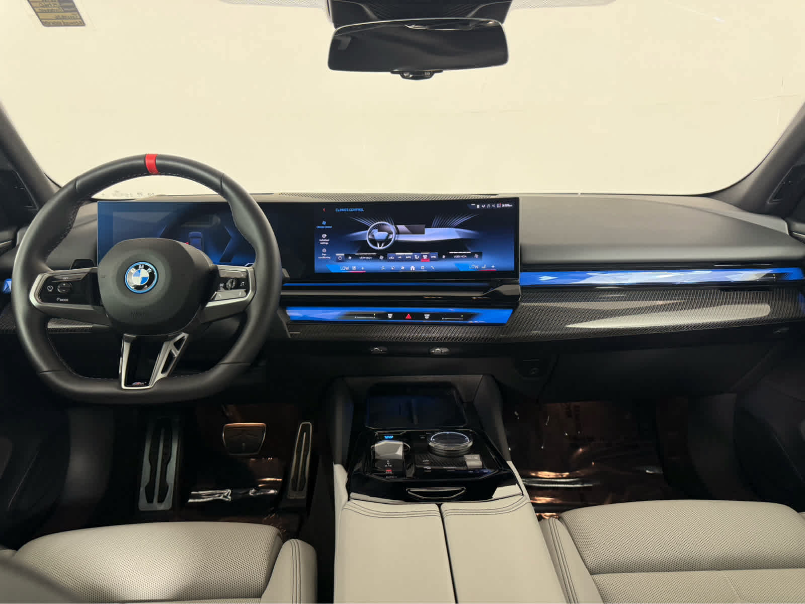 Used 2025 BMW i5 M60 w/ Premium Package AWD/4WD image 9