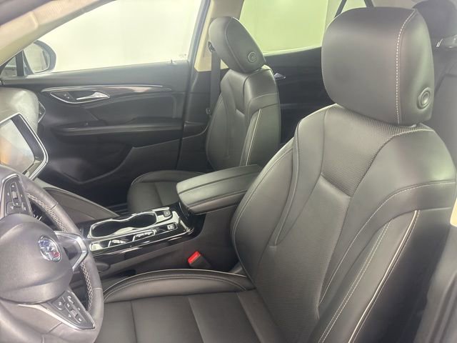 Used 2023 Buick Envision Essence image 25