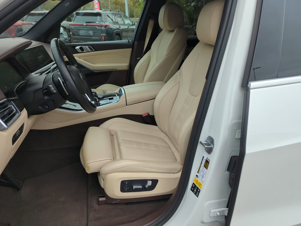 Used 2019 BMW X5 xDrive40i w/ Premium Package 2 image 12