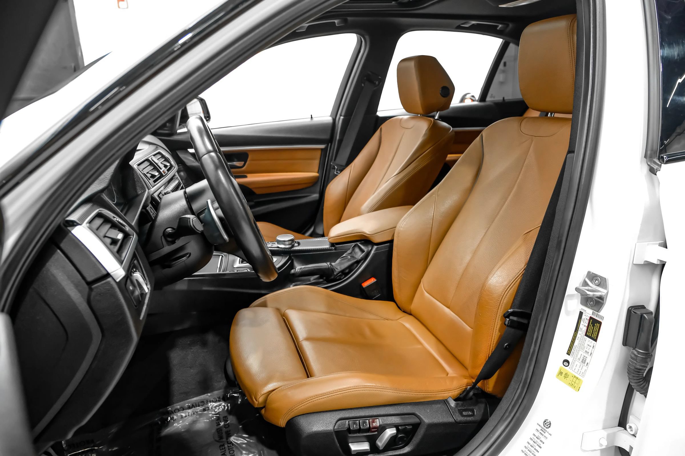 Used 2017 BMW 340i Sedan RWD image 32