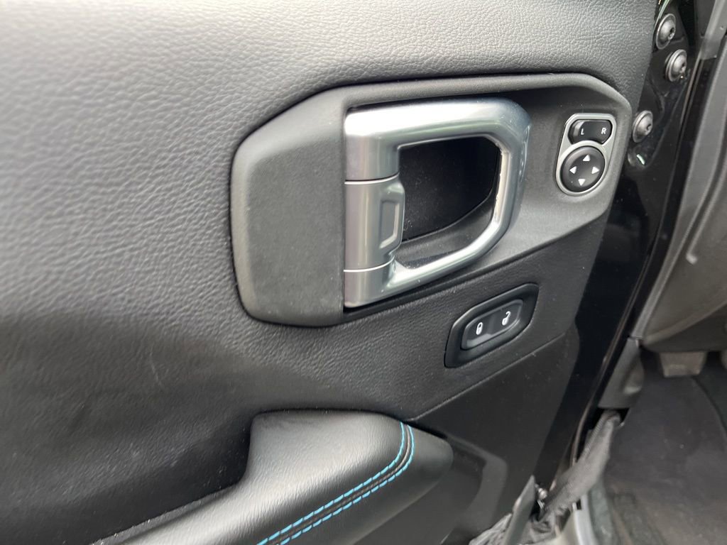Used 2024 Jeep Wrangler High Altitude AWD/4WD image 31