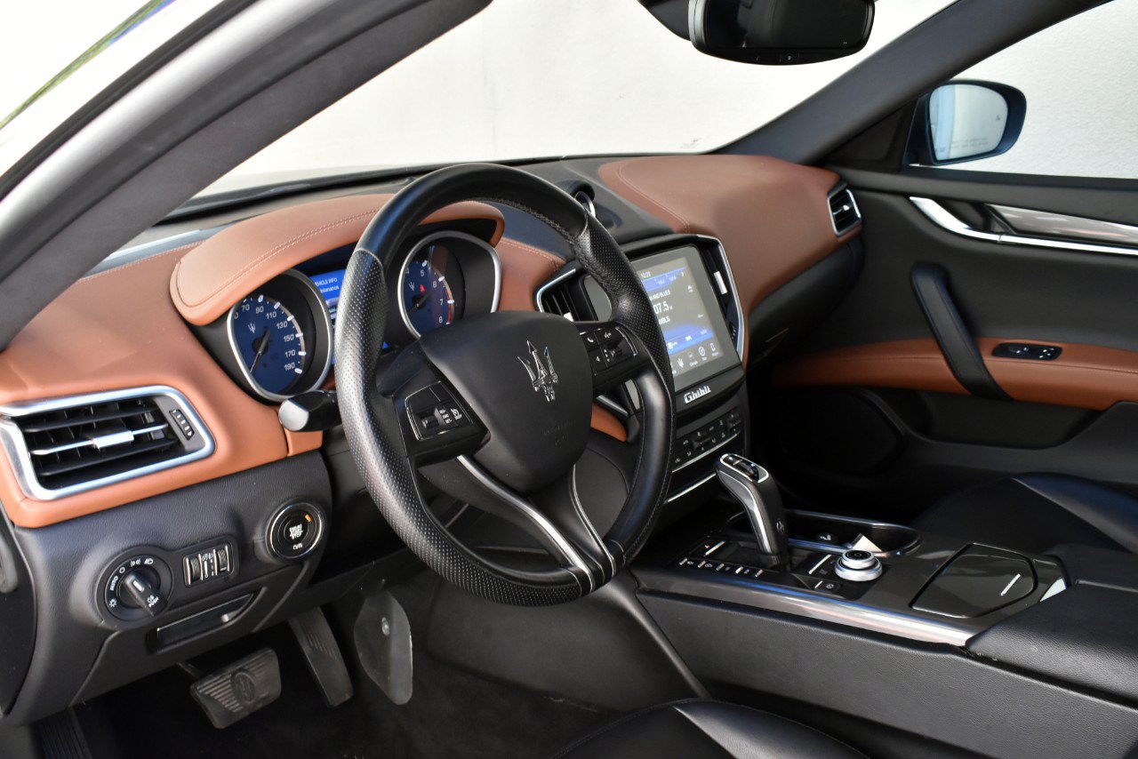 Used 2020 Maserati Ghibli RWD image 10