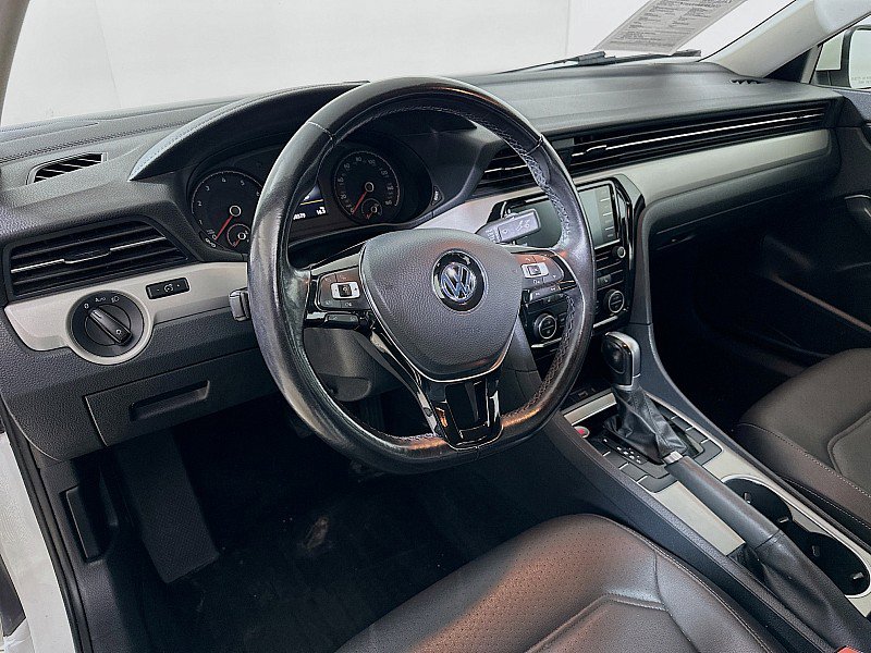 Used 2020 Volkswagen Passat 2.0T SE image 9