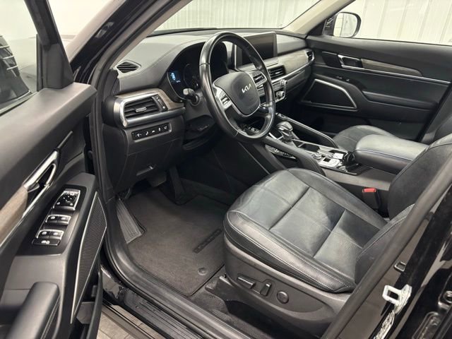 Used 2022 Kia Telluride EX w/ EX Premium Package FWD image 14