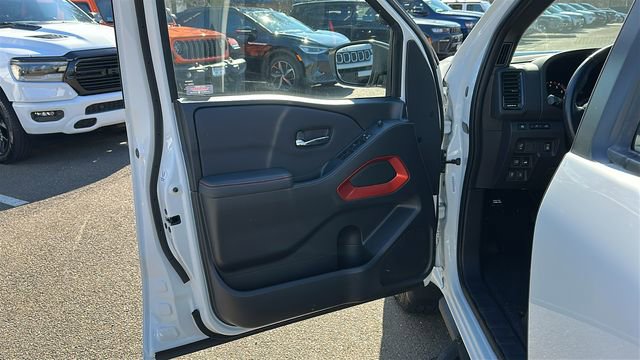 Certified 2023 Nissan Frontier PRO-4X w/ Pro Convenience Package image 9