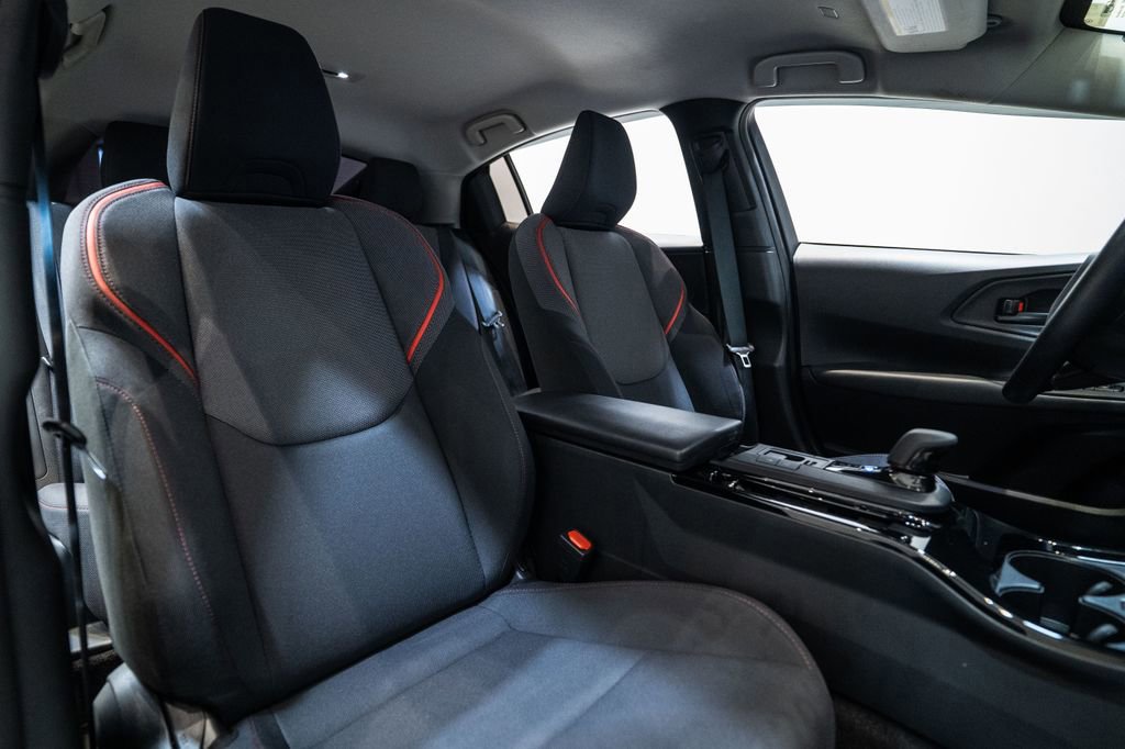 Certified 2024 Toyota Prius Prime SE image 12