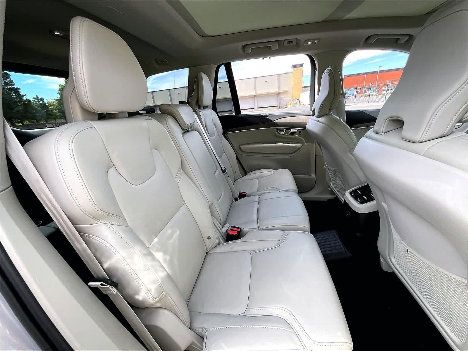 Used 2023 Volvo XC90 T8 Ultimate AWD/4WD image 30