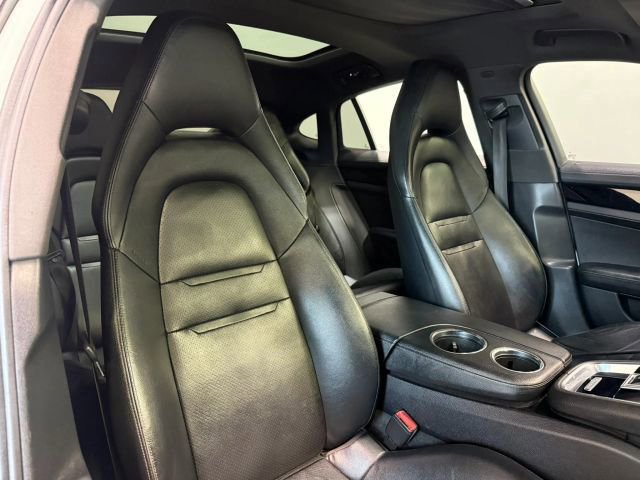 Used 2017 Porsche Panamera 4 image 27