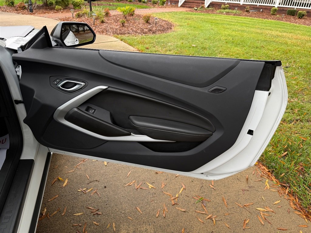 Used 2022 Chevrolet Camaro SS image 57