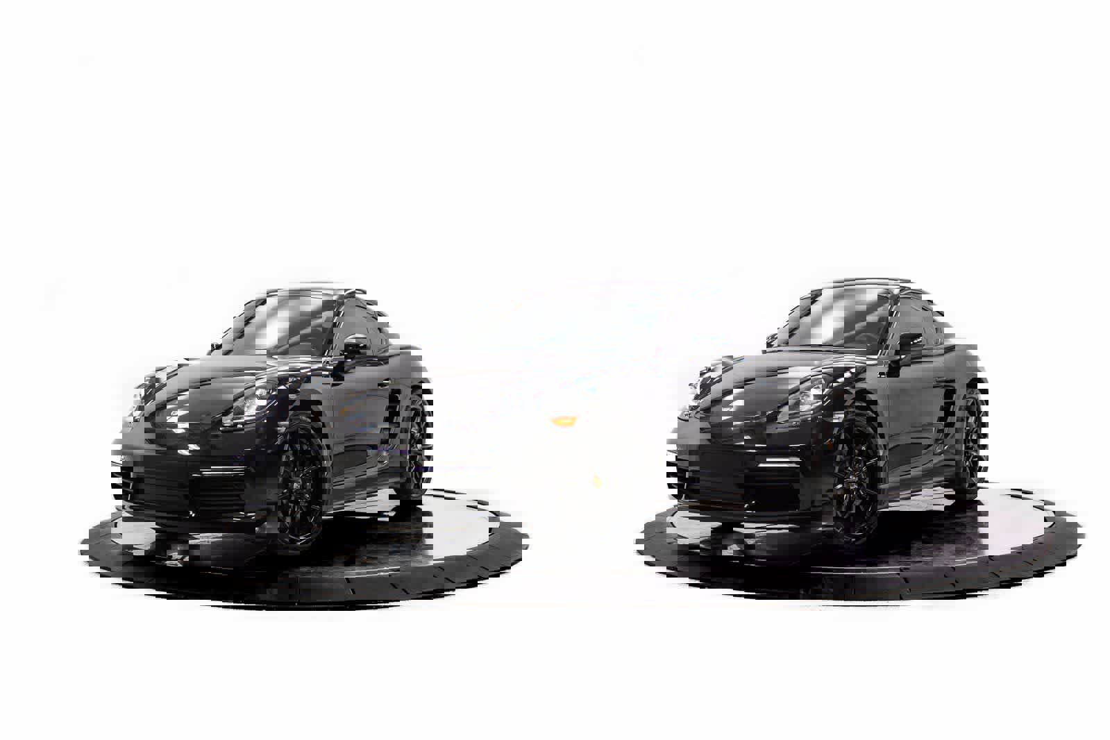 Certified 2024 Porsche 718 Cayman image 1