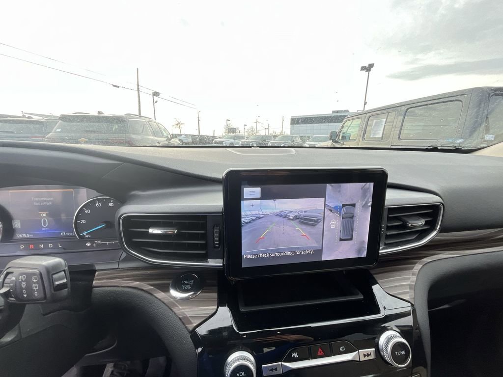 Used 2022 Ford Explorer Limited w/ Equipment Group 301A image 17