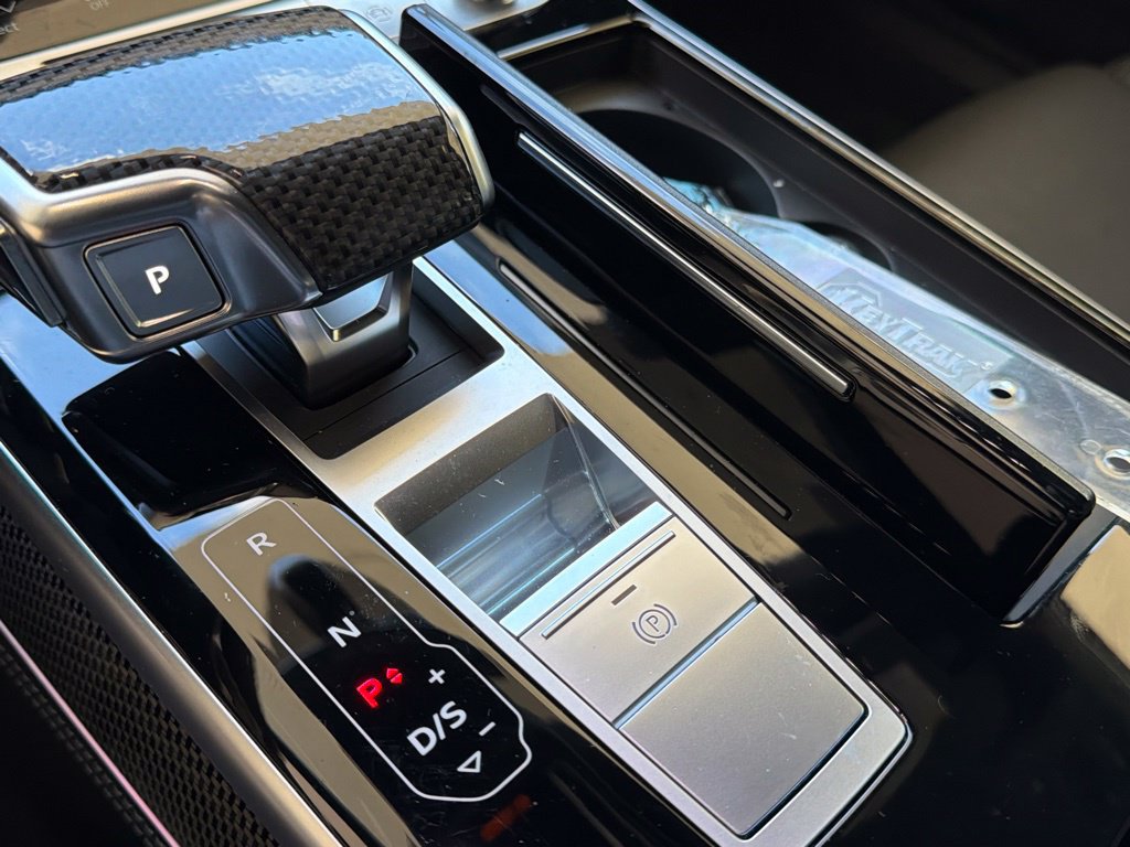Used 2025 Audi S8 w/ Executive Package AWD/4WD image 9