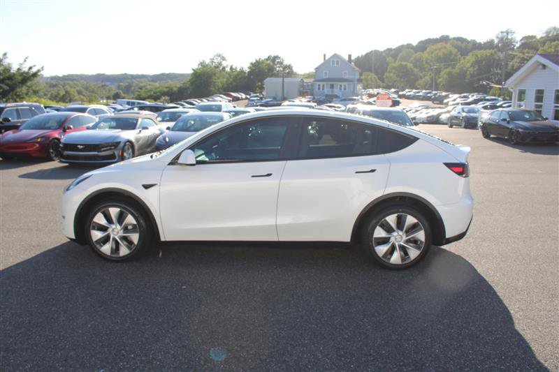 Used 2022 Tesla Model Y Long Range AWD/4WD image 4