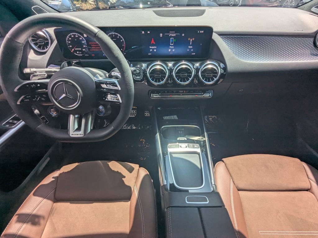 Used 2026 Mercedes-Benz GLA 35 AMG 4MATIC image 2