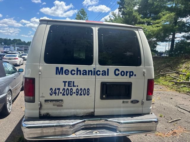 Used 2011 Ford E-250 and Econoline 250 w/ Commercial Cargo Van Pkg RWD image 4