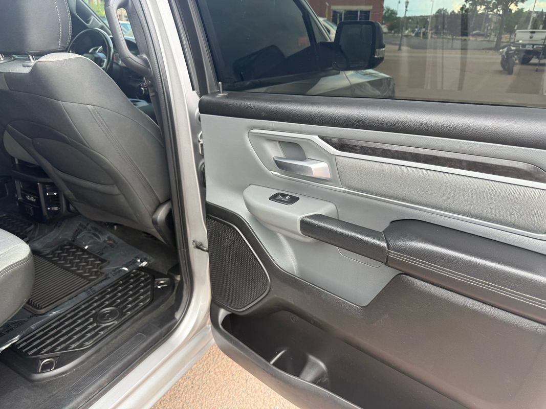 Used 2022 RAM 1500 Big Horn AWD/4WD image 25
