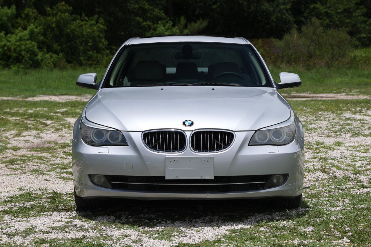 Used 2010 BMW 528i Sedan RWD image 17
