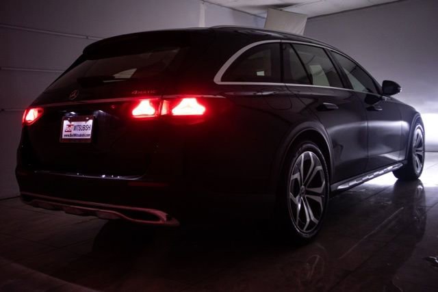 Used 2025 Mercedes-Benz E 450 4MATIC All-Terrain Wagon image 38