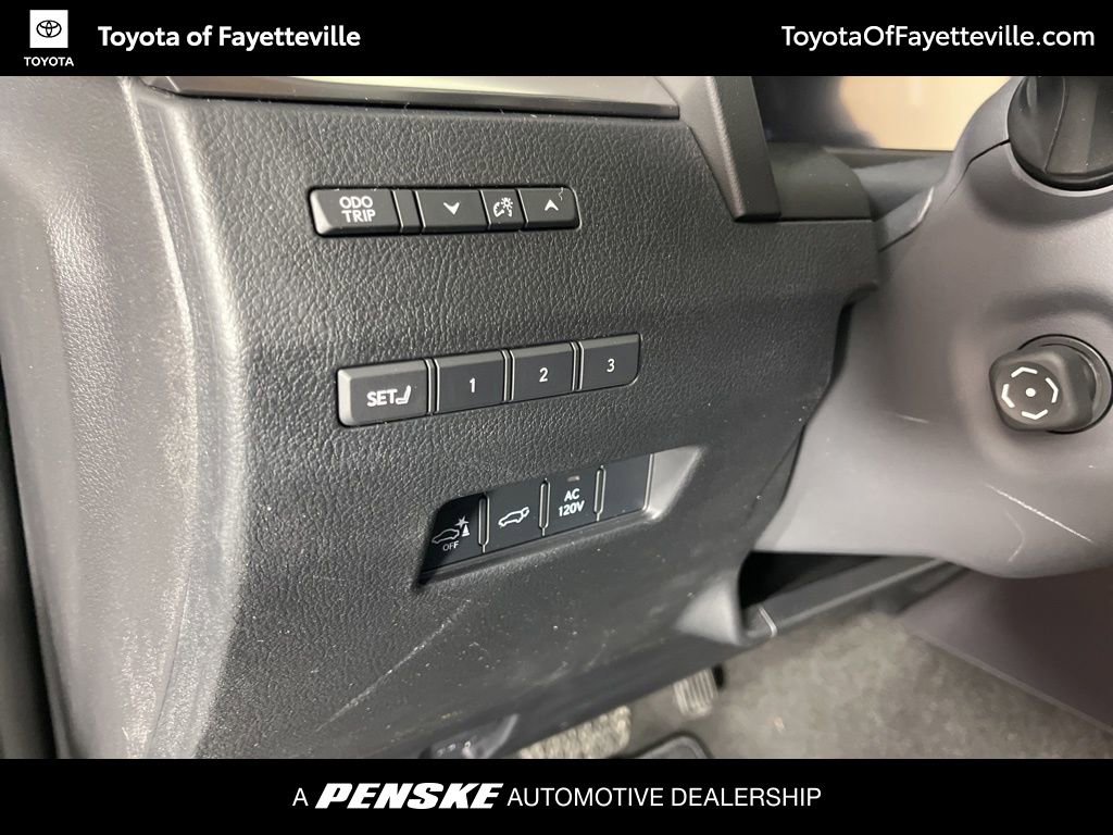 Used 2026 Lexus GX 550 w/ Cold Area Package image 28