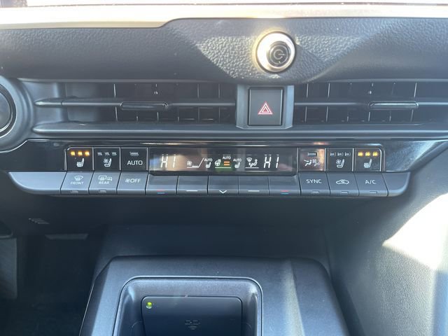 Used 2023 Toyota Crown Platinum AWD/4WD image 19
