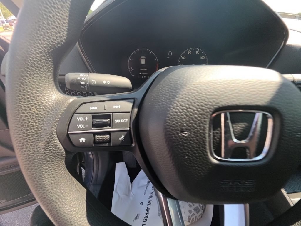 Used 2025 Honda CR-V LX image 15