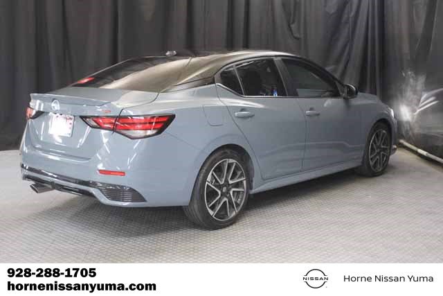 Certified 2025 Nissan Sentra SR image 13