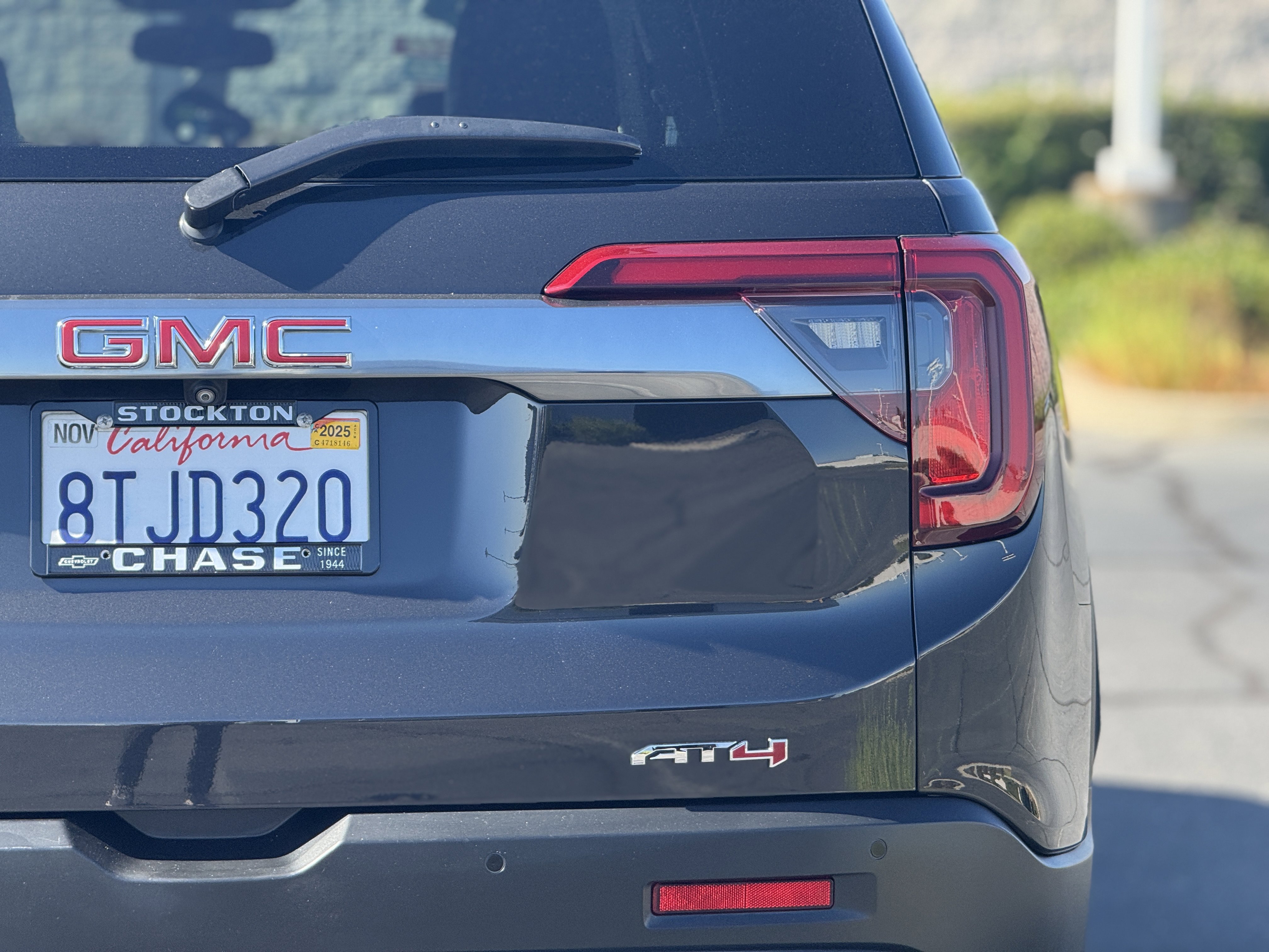 Certified 2020 GMC Acadia AT4 image 8