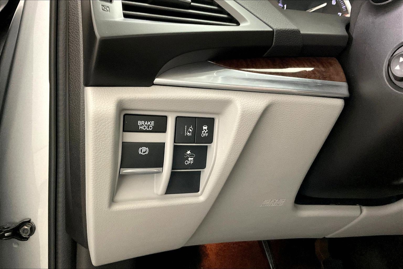 Used 2018 Acura MDX SH-AWD w/ Technology Package image 37