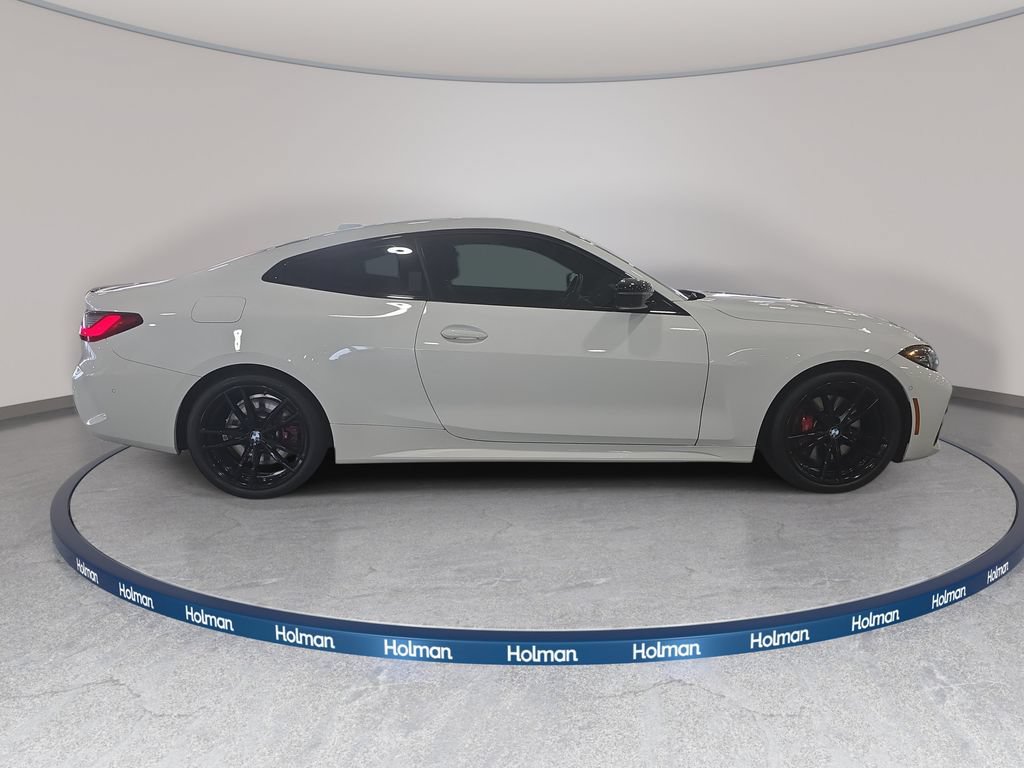 Used 2024 BMW 430i Coupe w/ M Sport Package RWD image 4