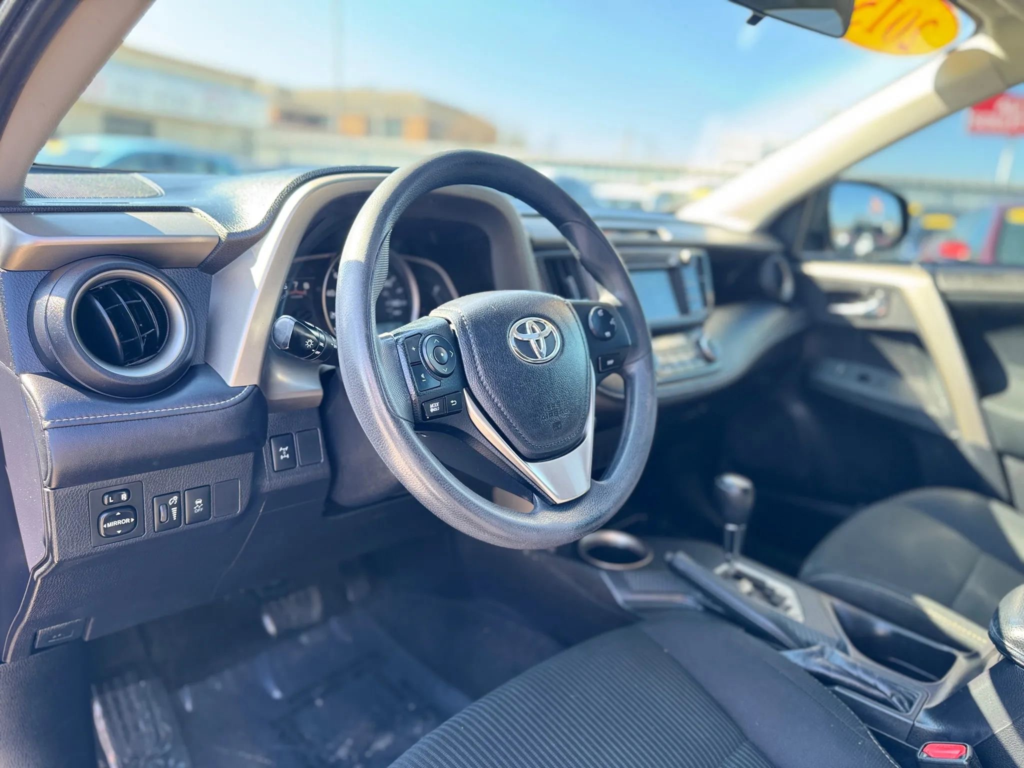 Used 2015 Toyota RAV4 XLE image 10