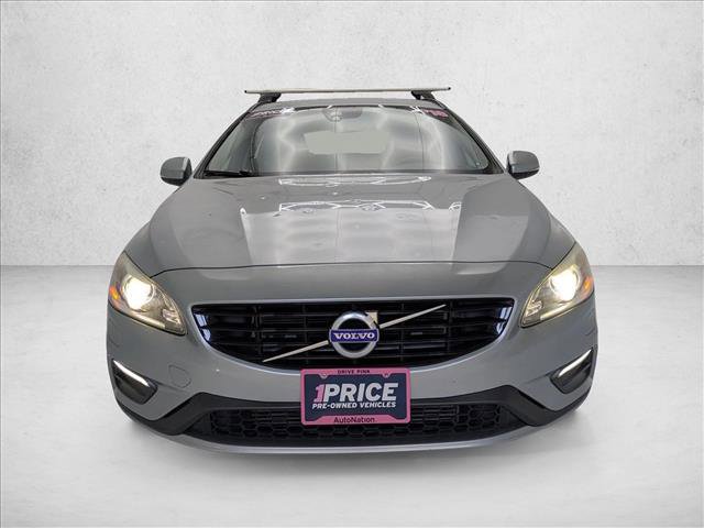 Used 2018 Volvo V60 T5 Dynamic w/ Vision Package image 2