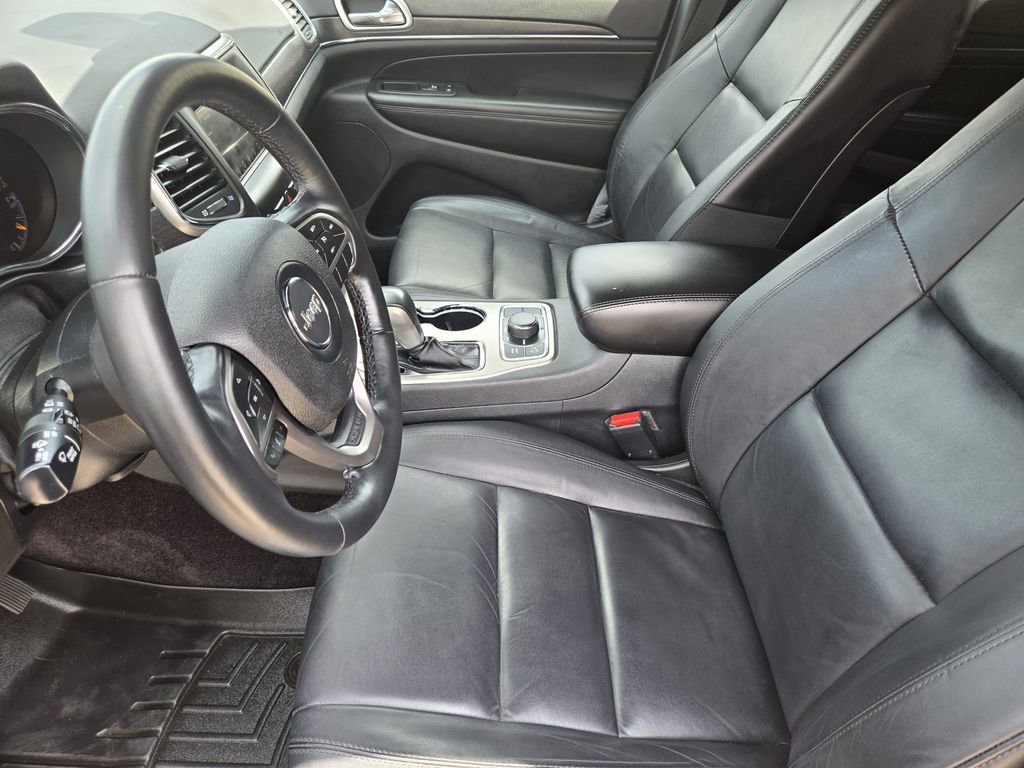 Used 2018 Jeep Grand Cherokee Limited AWD/4WD image 18