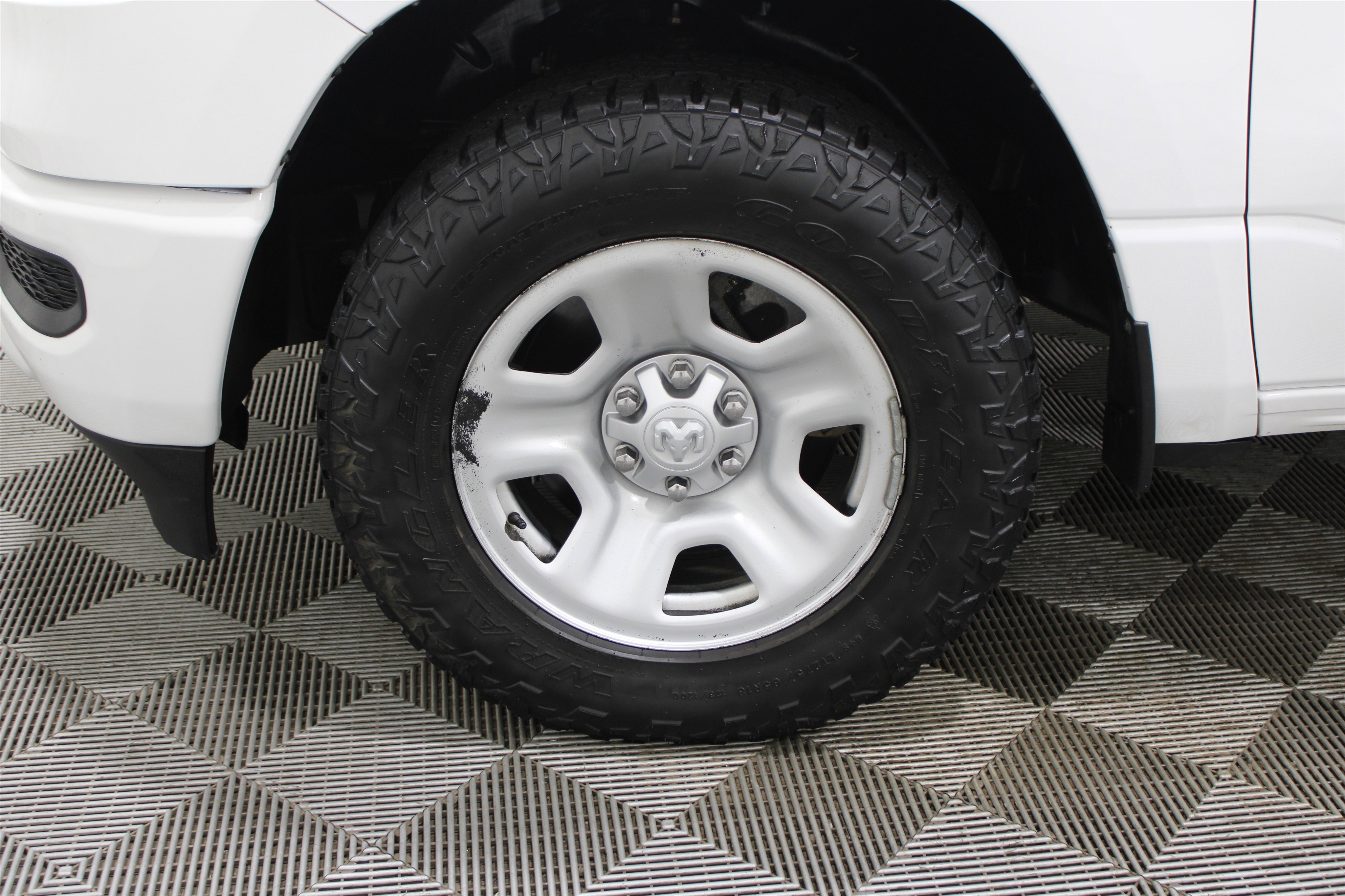 Used 2020 RAM 1500 Tradesman w/ Tradesman Group image 29