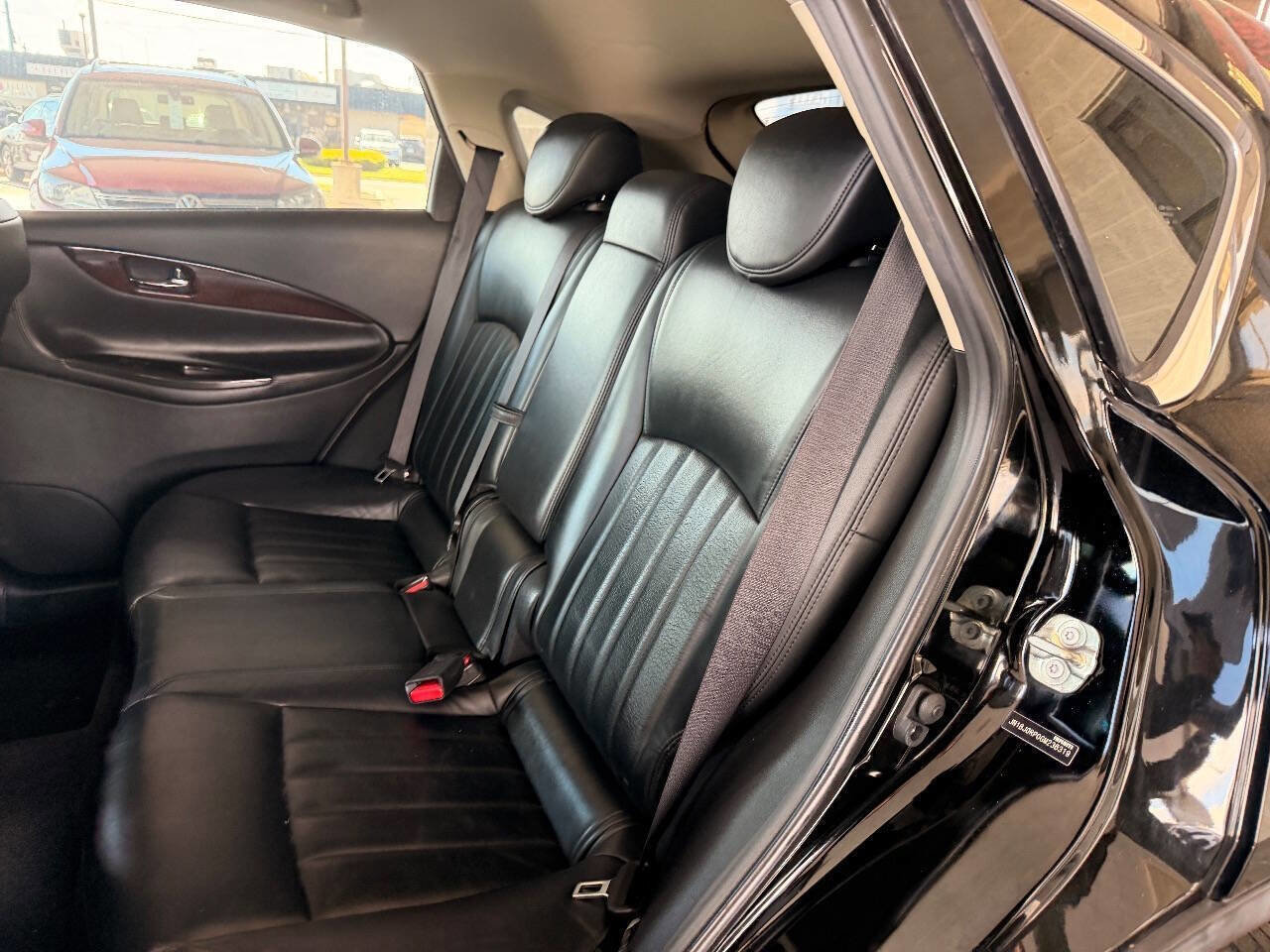 Used 2016 INFINITI QX50 2WD w/ Deluxe Touring Package image 25