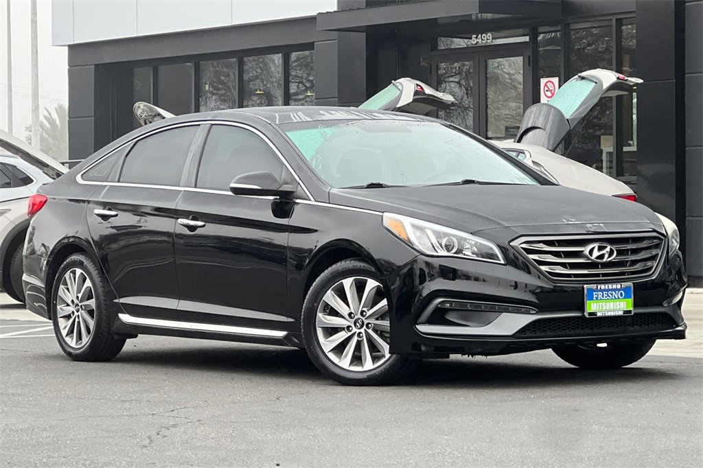 Used 2016 Hyundai Sonata Sport w/ Option Group 1V image 3