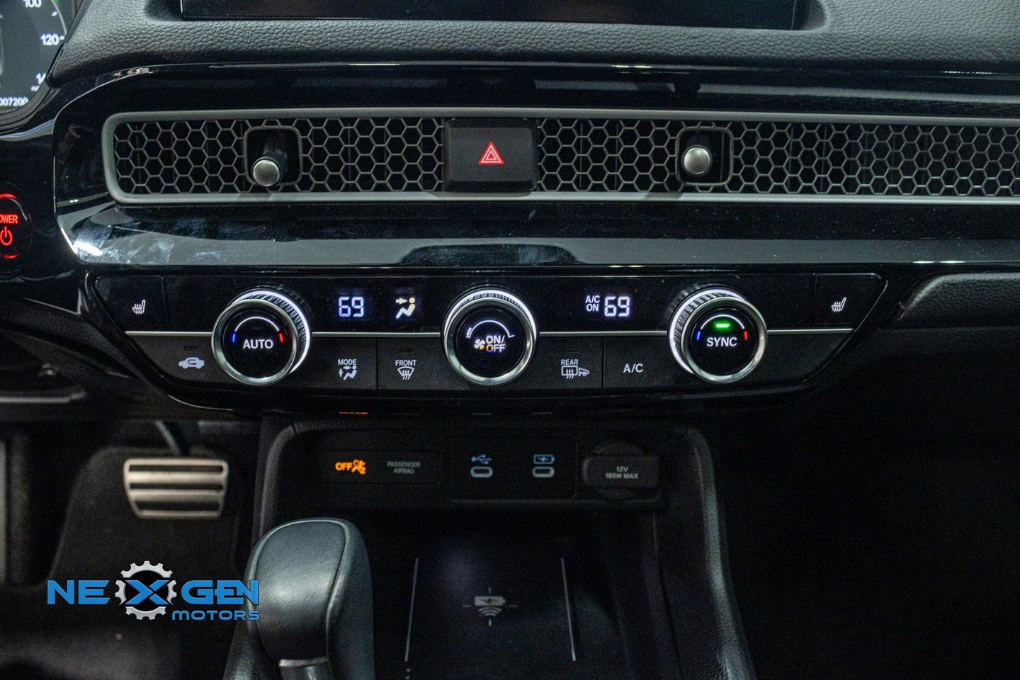 Used 2025 Honda Civic Sport Touring image 18