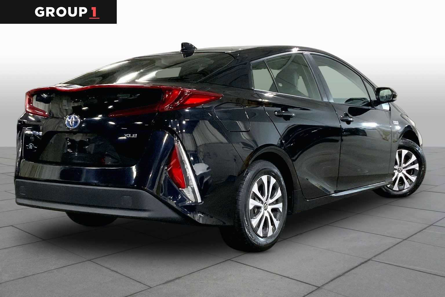 Used 2021 Toyota Prius Prime XLE FWD image 13