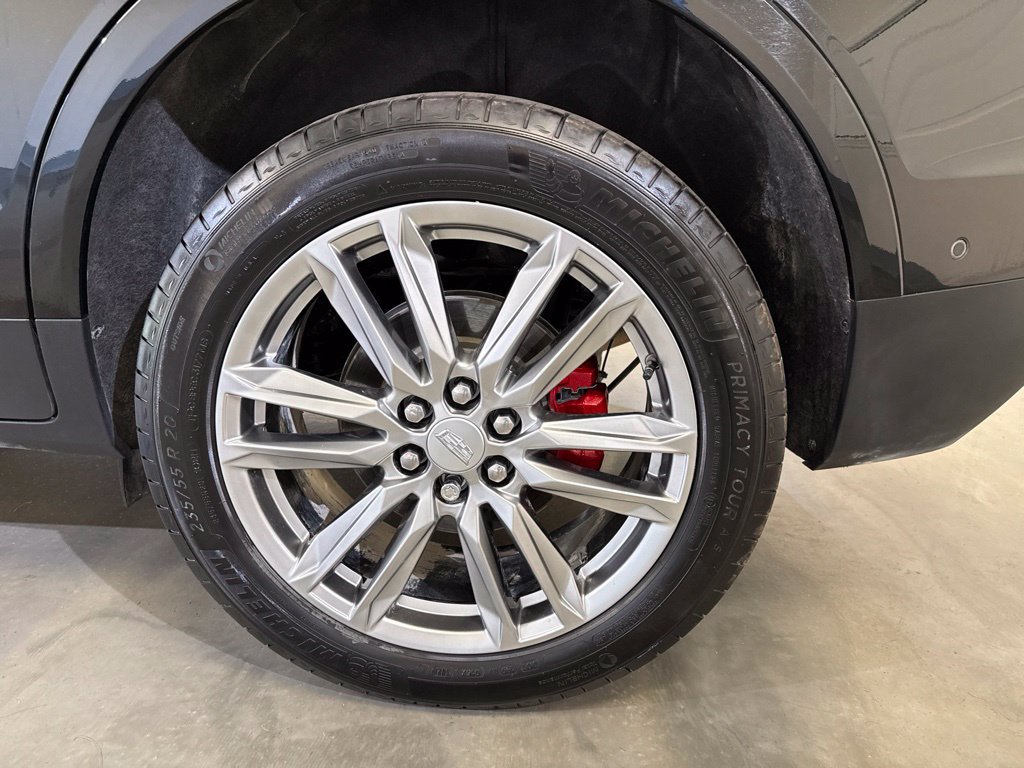 Used 2026 Cadillac XT5 Sportv w/ LPO, Floor Liner Package AWD/4WD image 9