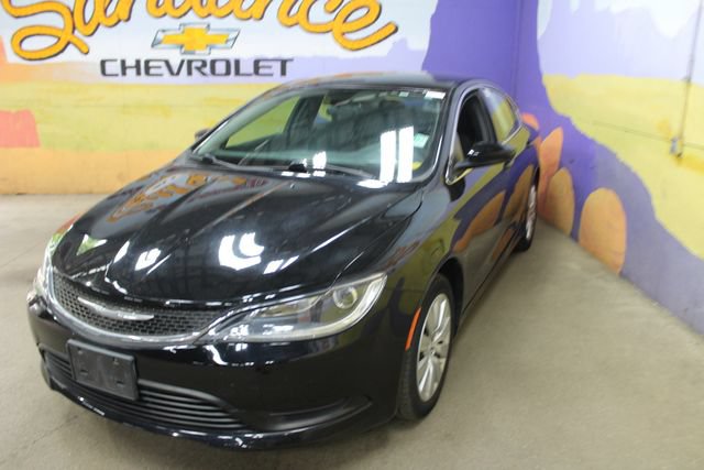 Used 2015 Chrysler 200 LX FWD image 4