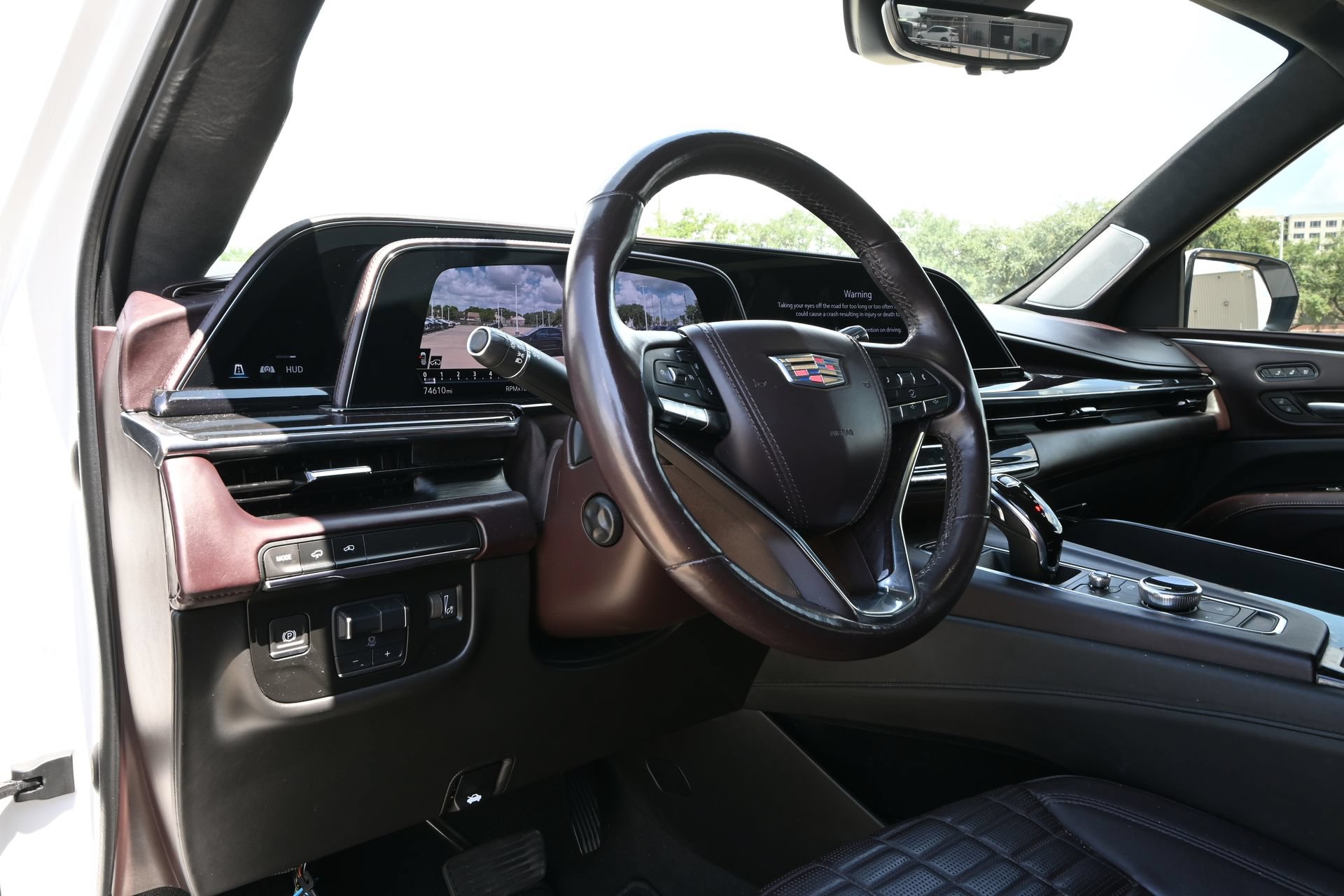 Used 2021 Cadillac Escalade ESV Sport Platinum RWD image 18