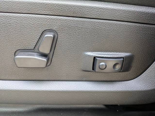 New 2026 RAM 3500 Laramie AWD/4WD image 20