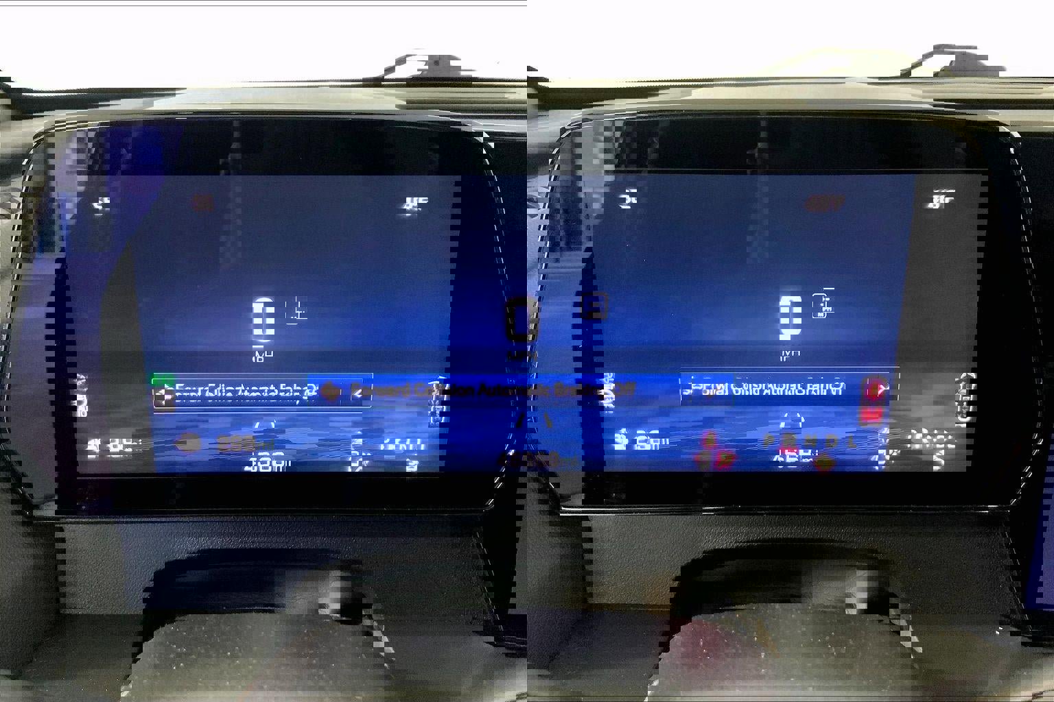 Used 2024 Chevrolet Traverse LT image 20