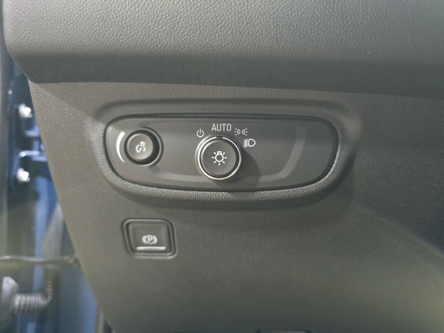 Used 2024 GMC Terrain SLE AWD/4WD image 26