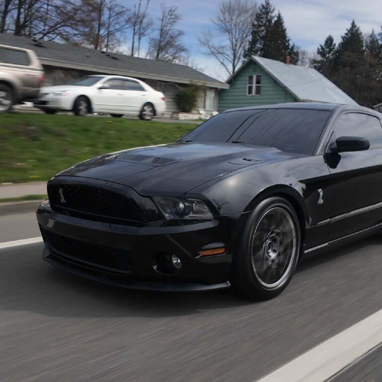 Used 2012 Ford Mustang Shelby GT500 w/ SVT Performance Pkg image 6