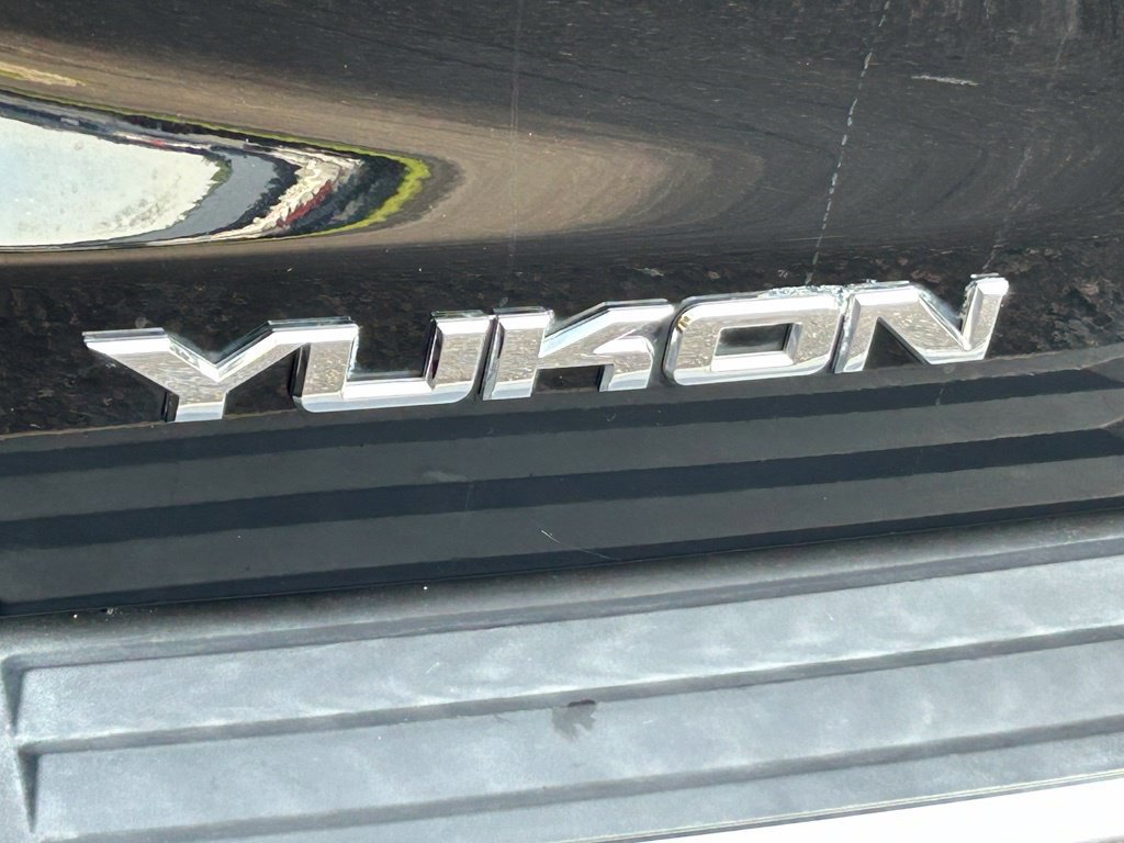 Used 2017 GMC Yukon Denali RWD image 20